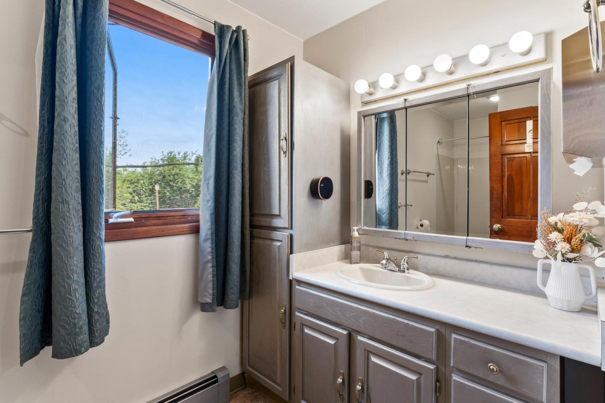 Simple Deluxe Private Room Anchorage Exterior foto